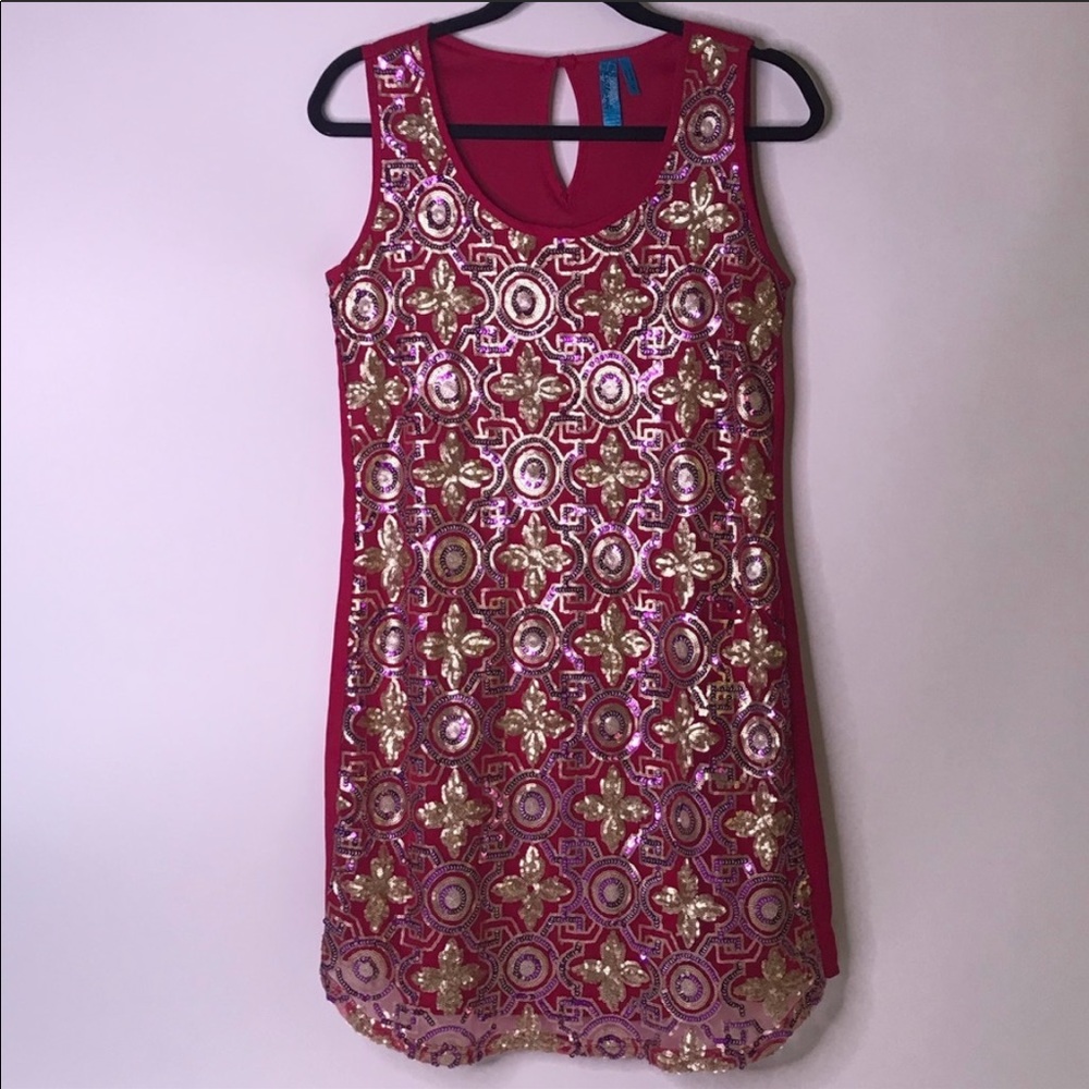 Like-New Buttons Pink with Sequin Blouse